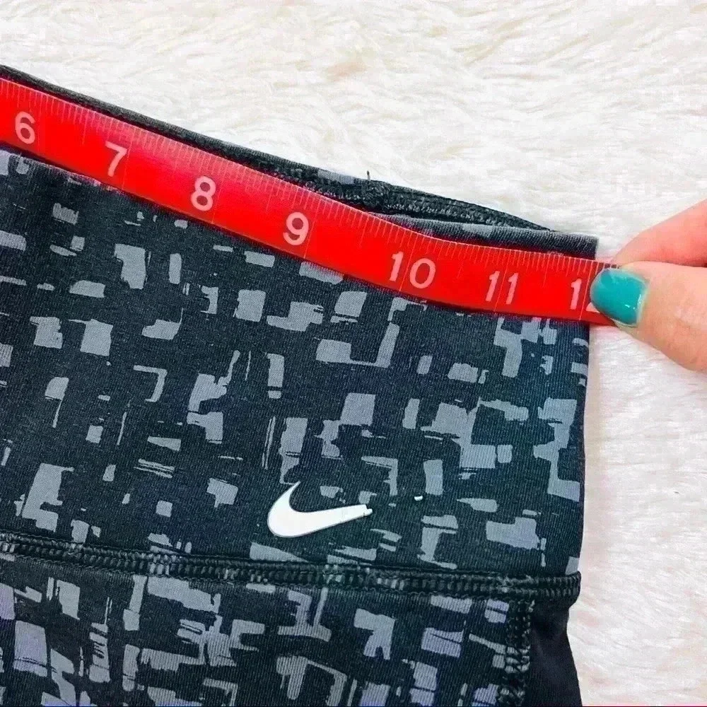 Nike Dry Black & Gray Printed High‎ Waisted Athletic Compression Leggings (XS)